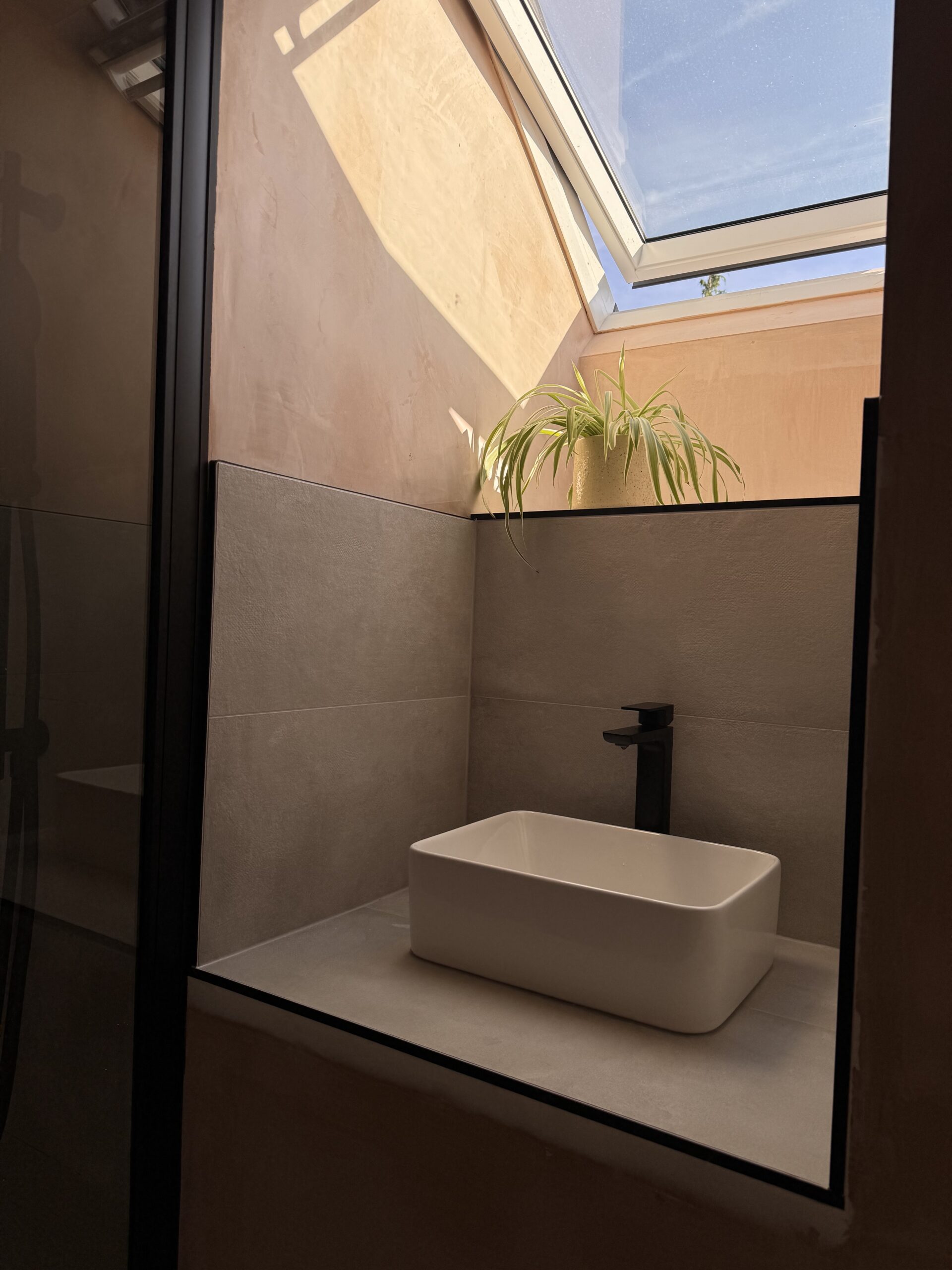 small en-suite shower room Otley