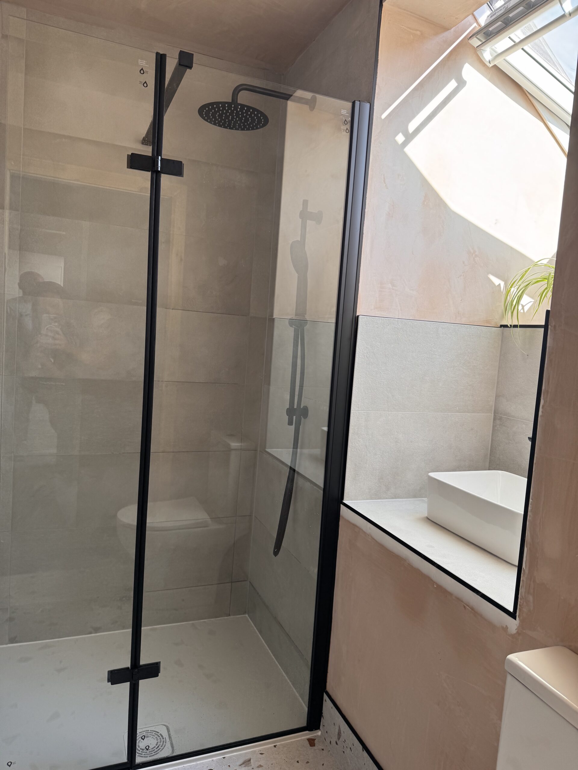 small en-suite shower room Otley